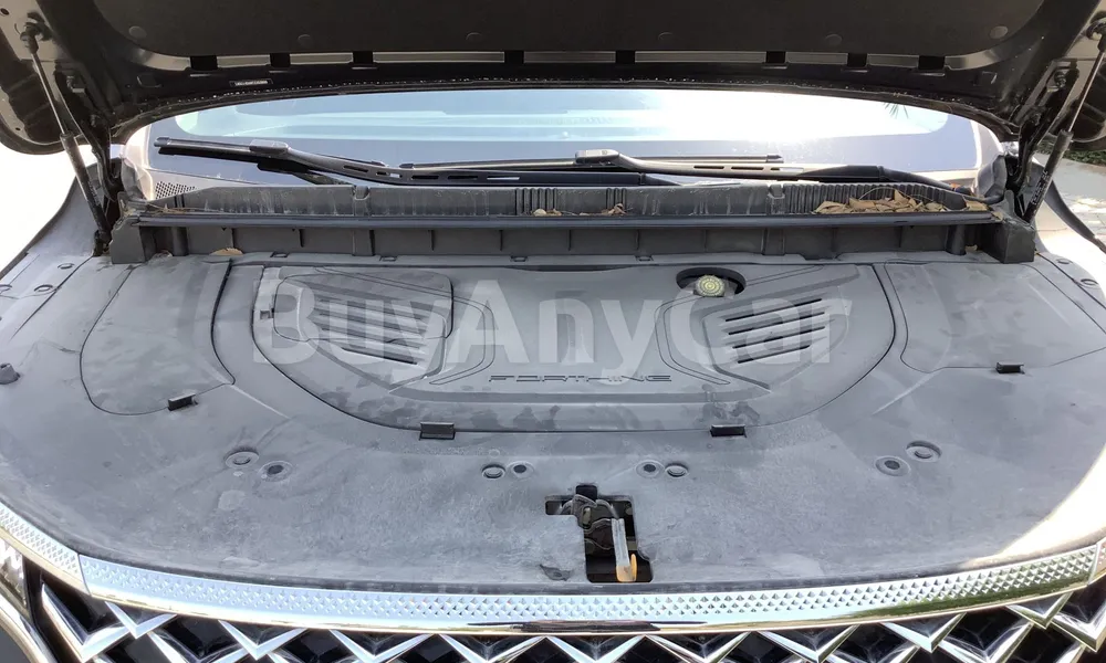 Vehicle photo 7