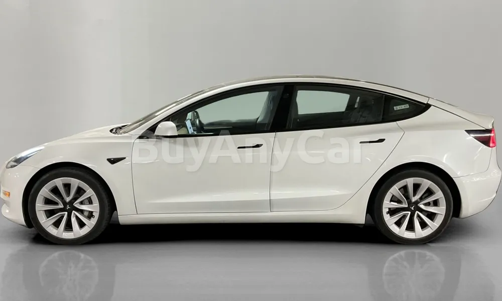 Vehicle photo 4