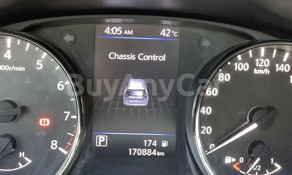 Vehicle photo 8