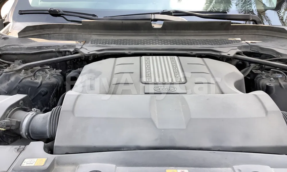 Vehicle photo 6