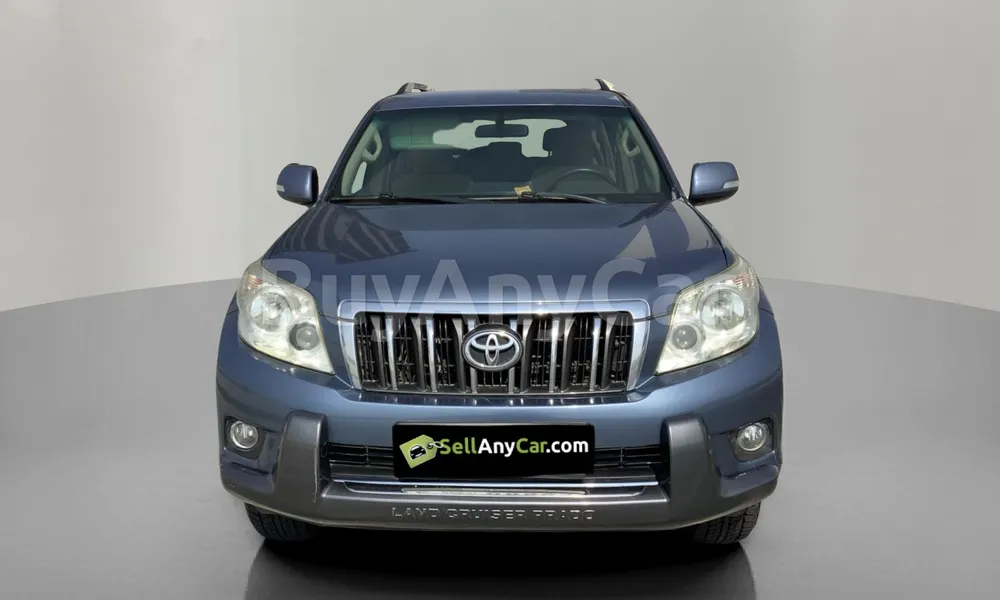 Vehicle photo 1