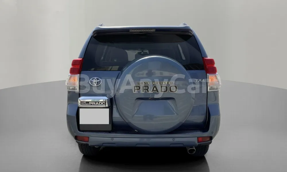 Vehicle photo 2