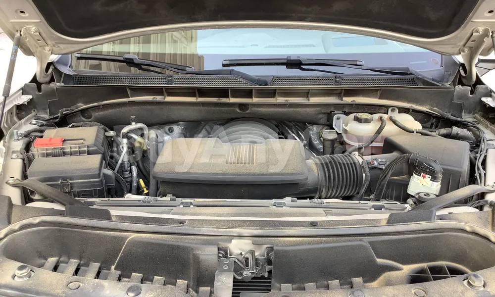 Vehicle photo 6