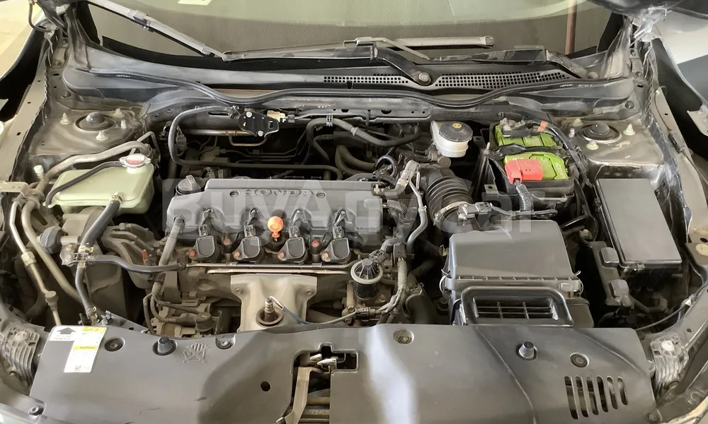 Vehicle photo 6