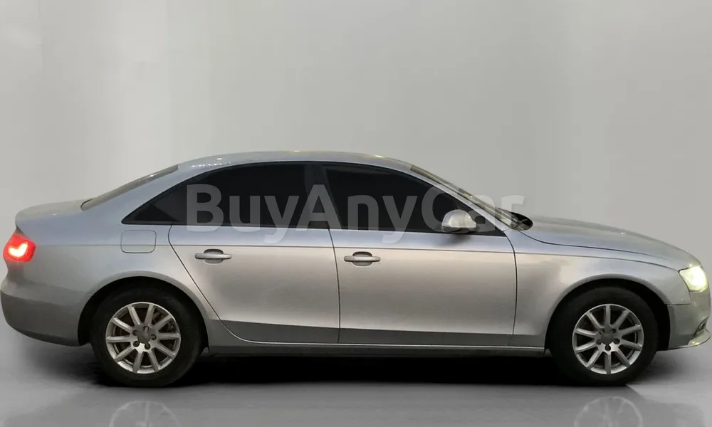 Vehicle photo 3