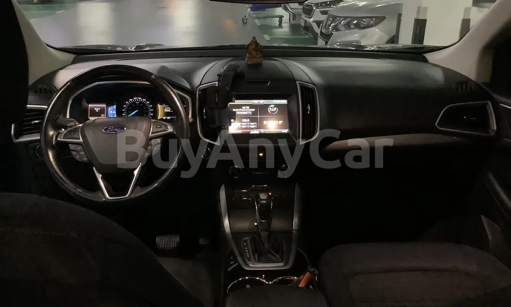 Vehicle photo 9