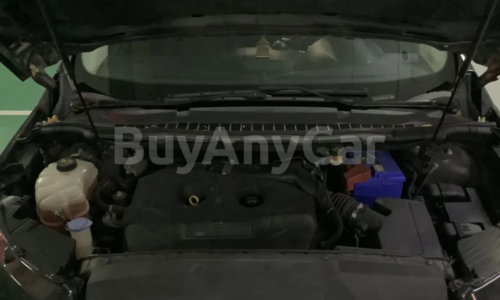 Vehicle photo 6