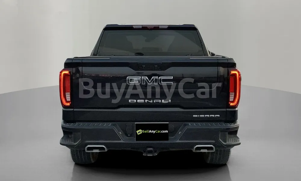 Vehicle photo 2