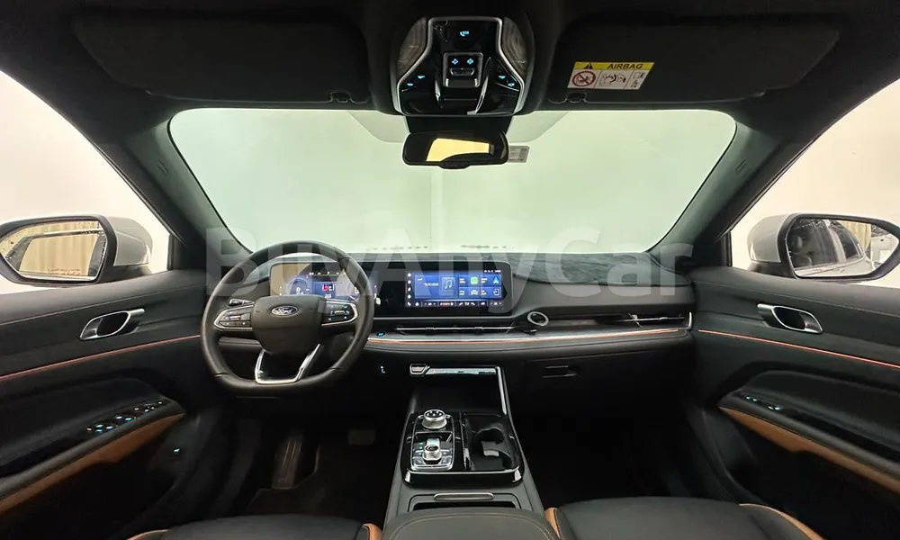 Vehicle photo 4