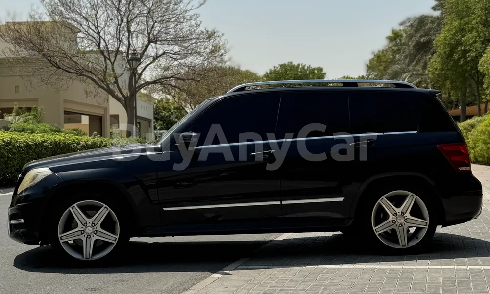 Vehicle photo 5