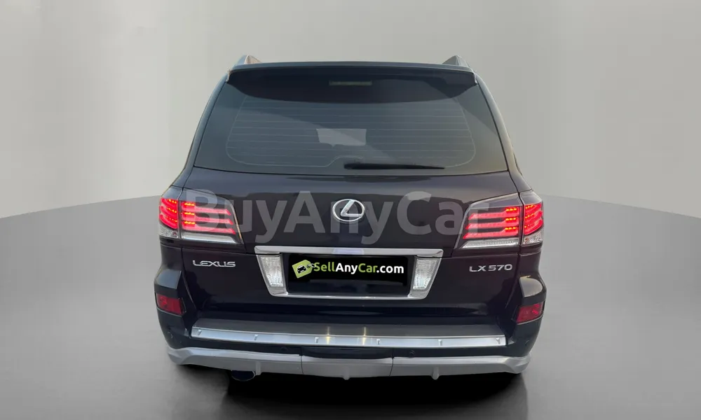Vehicle photo 2