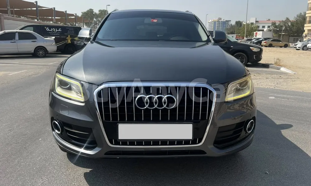 Vehicle photo 1