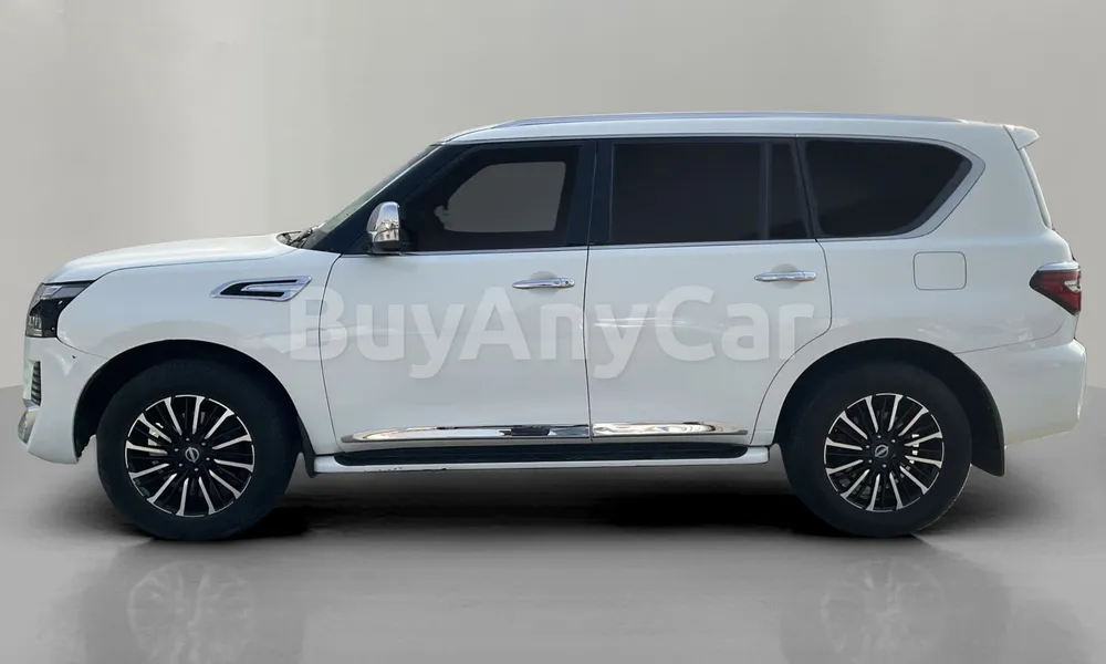 Vehicle photo 4