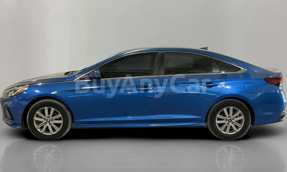 Vehicle photo 7