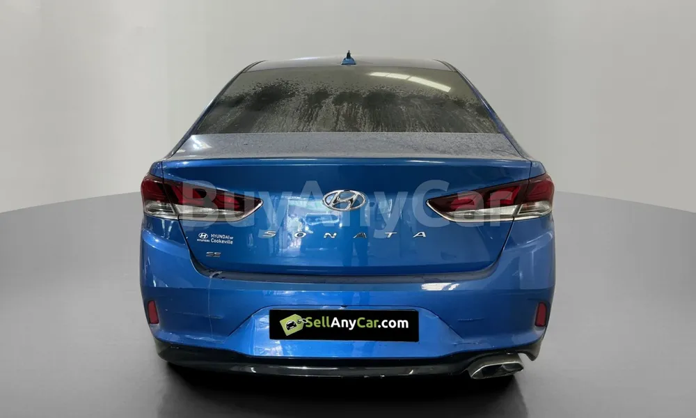 Vehicle photo 3
