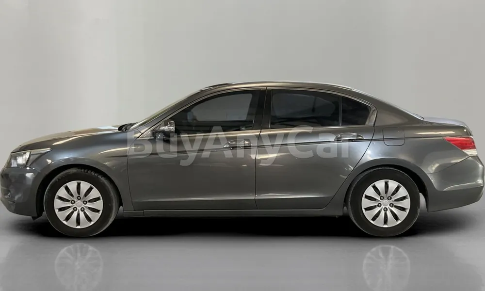 Vehicle photo 4