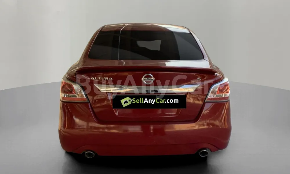 Vehicle photo 2