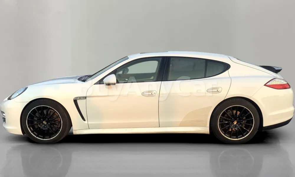 Vehicle photo 4