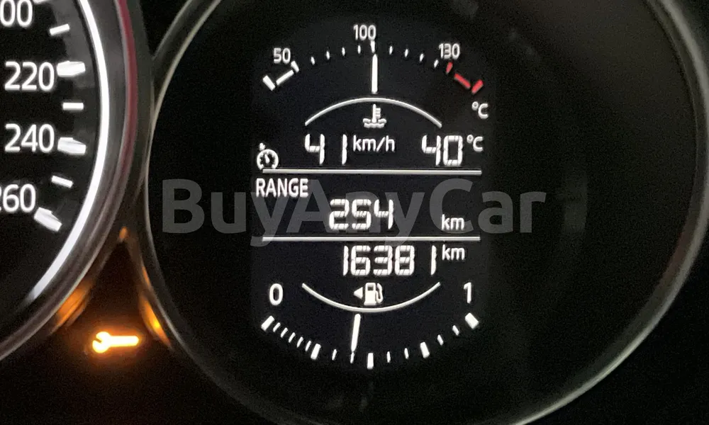 Vehicle photo 7