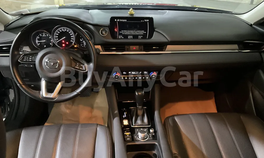 Vehicle photo 6