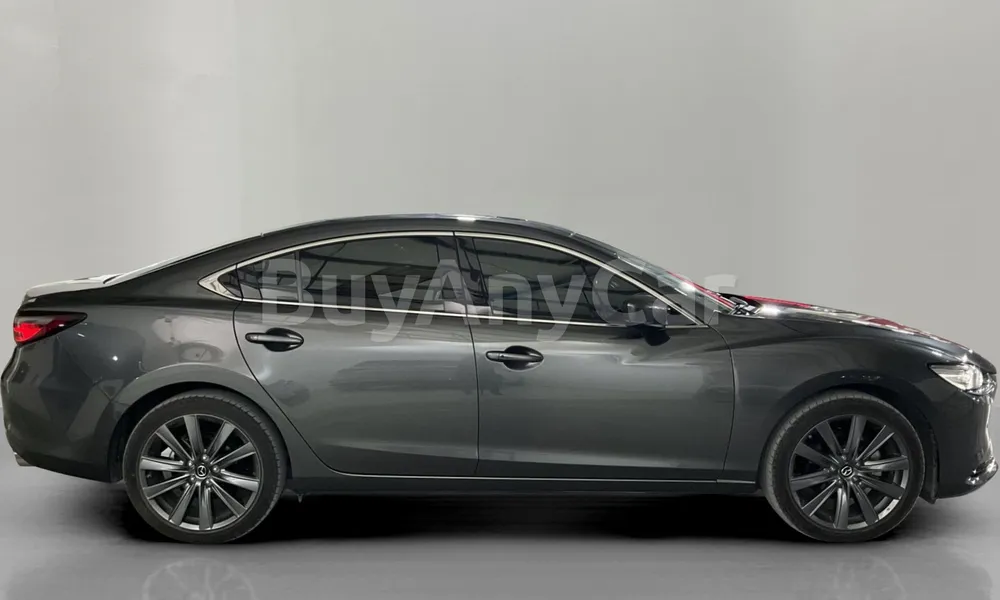 Vehicle photo 4