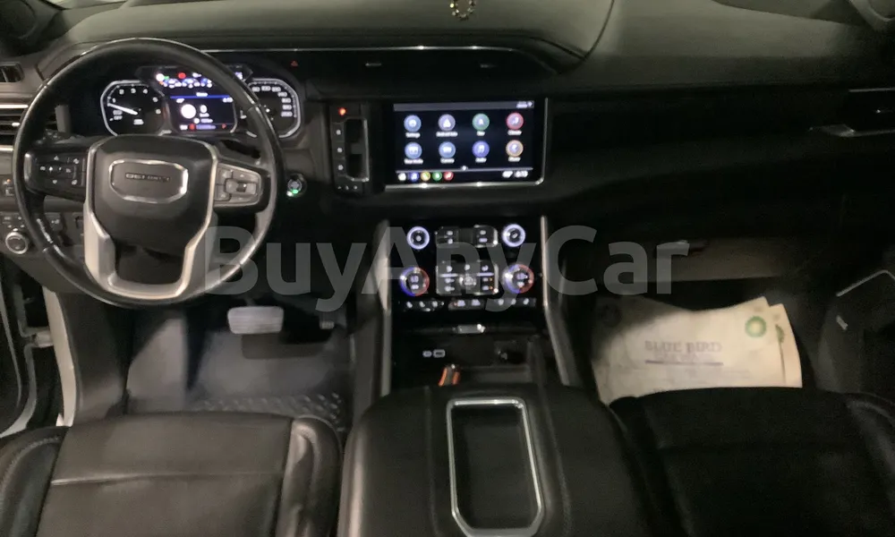 Vehicle photo 9