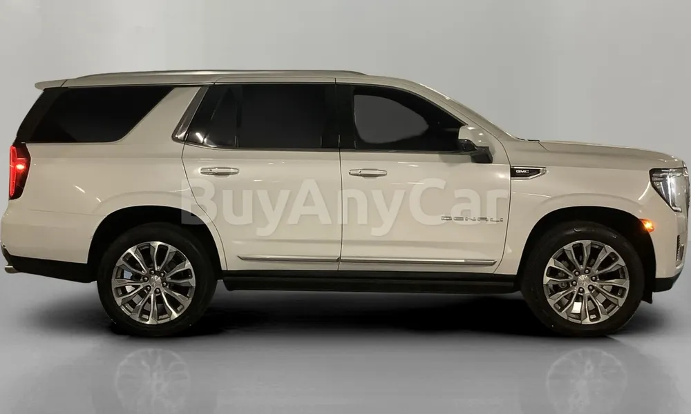 Vehicle photo 4