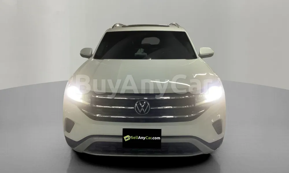 Vehicle photo 1