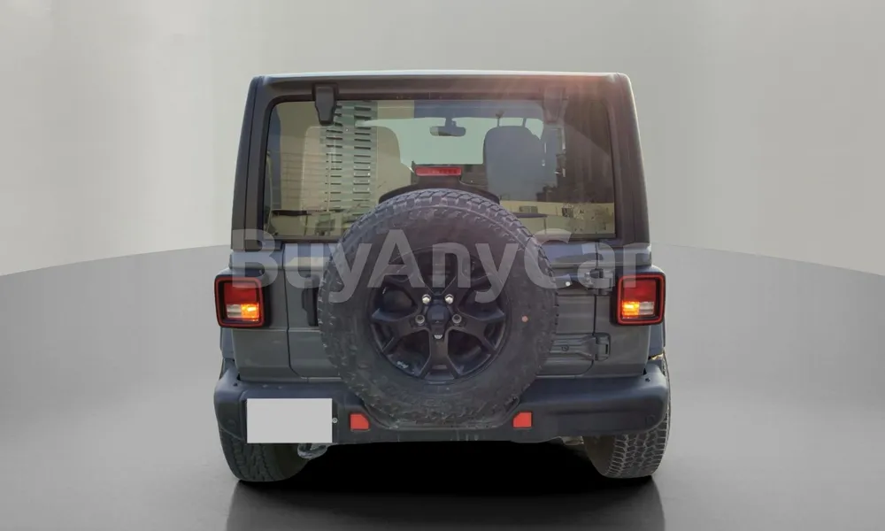 Vehicle photo 2