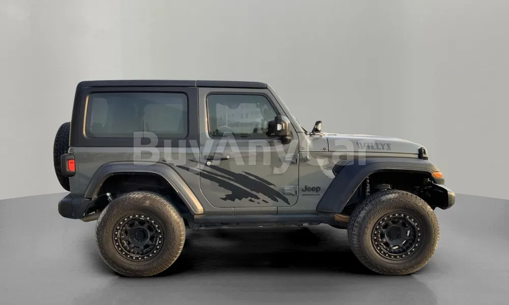 Vehicle photo 3