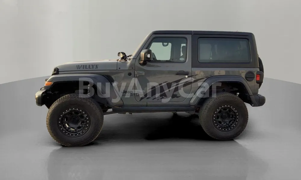 Vehicle photo 4