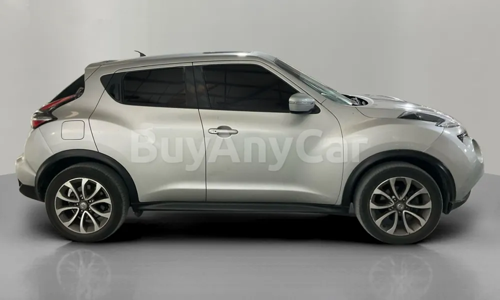 Vehicle photo 3