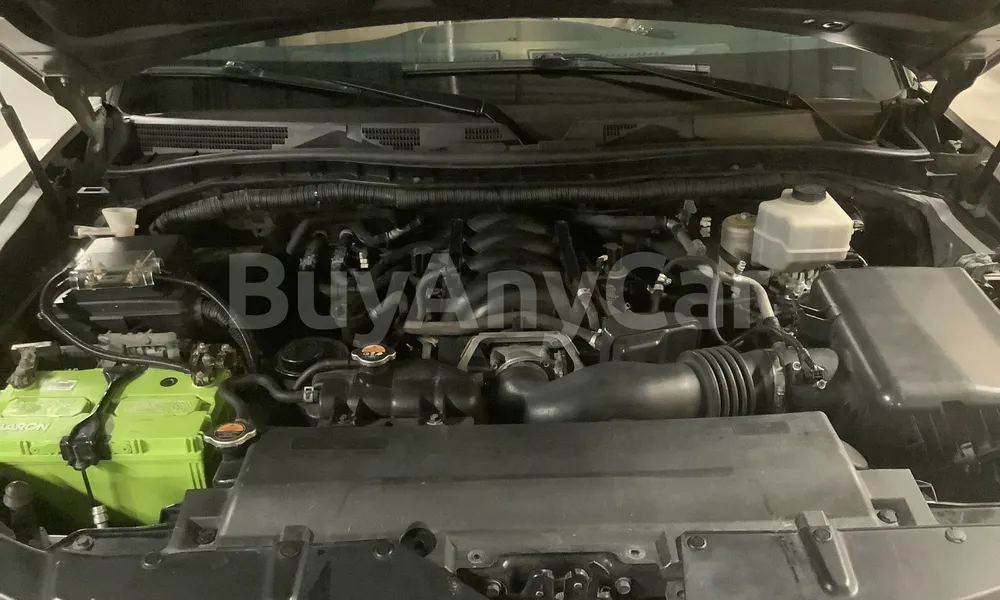 Vehicle photo 6