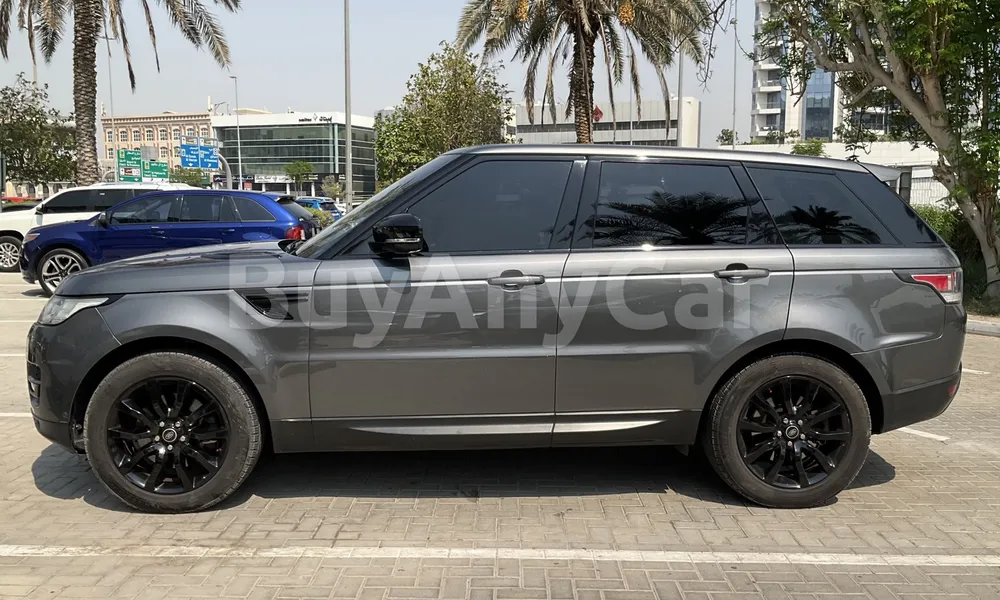 Vehicle photo 4