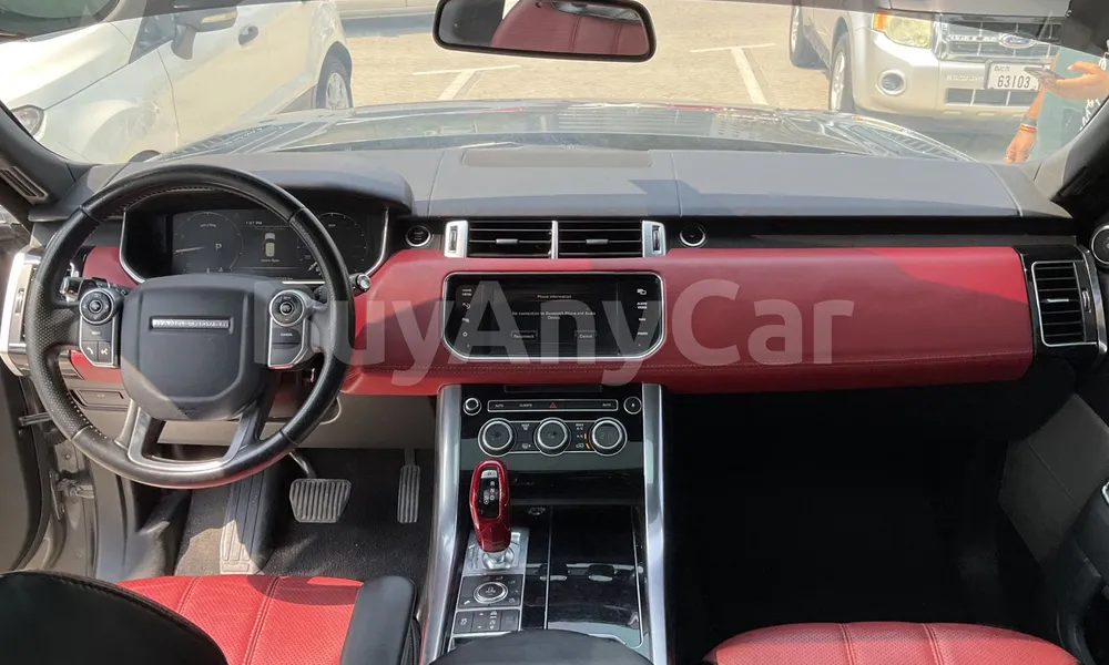 Vehicle photo 8