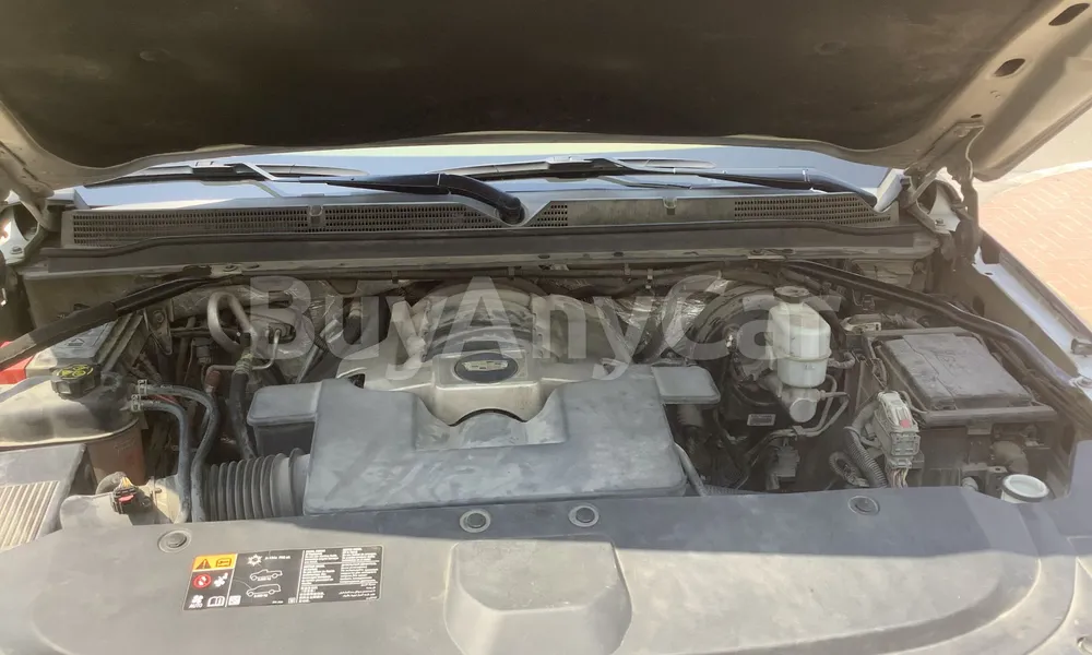 Vehicle photo 6