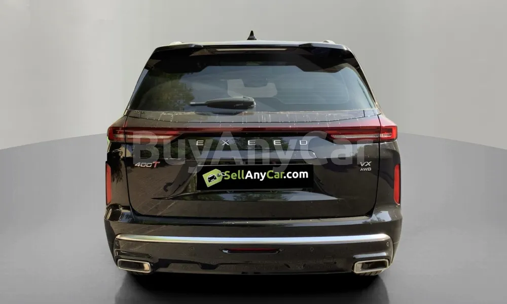 Vehicle photo 2