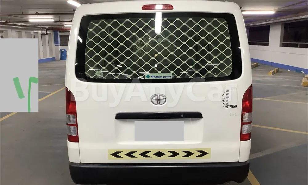 Vehicle photo 2