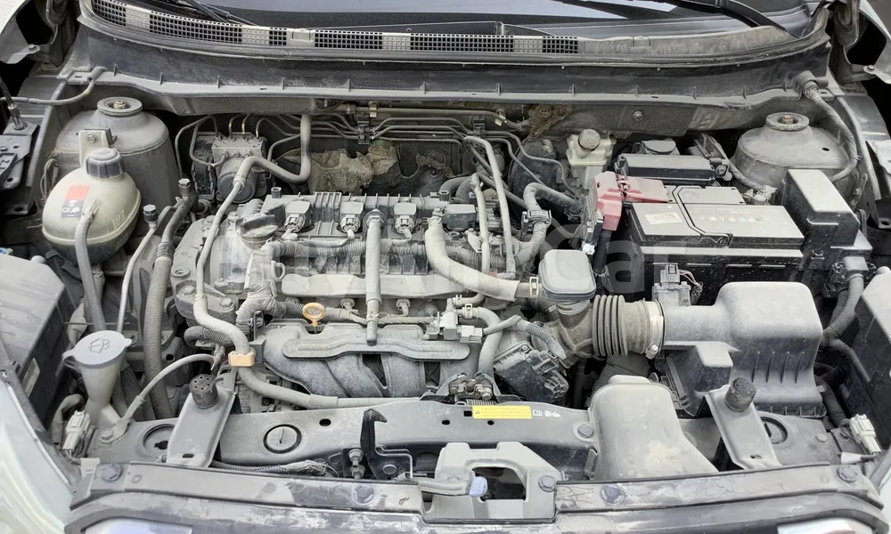 Vehicle photo 6