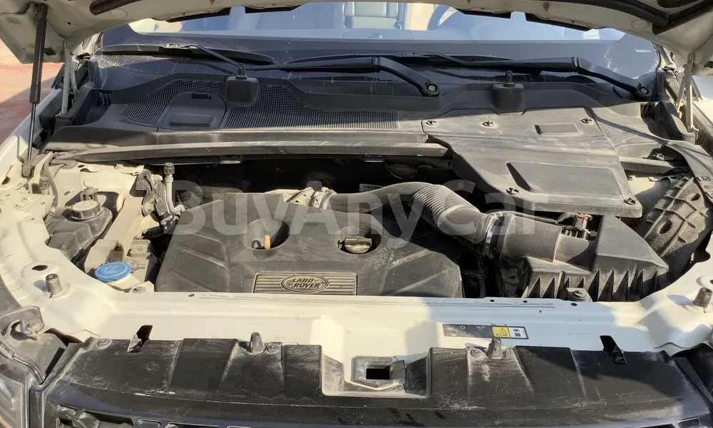Vehicle photo 6
