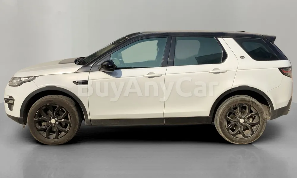 Vehicle photo 3