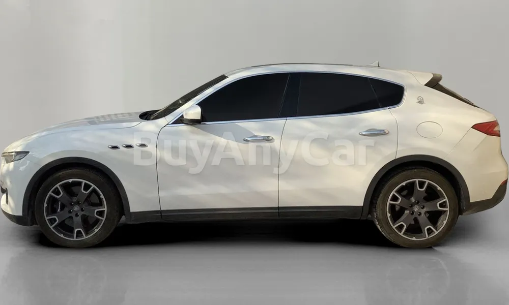 Vehicle photo 4