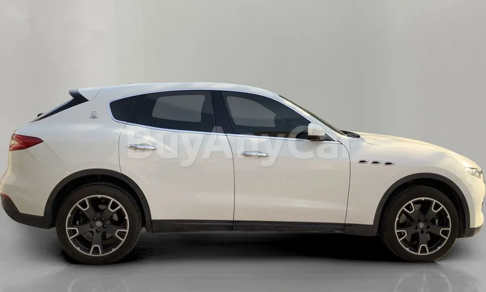 Vehicle photo 3