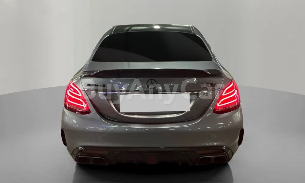 Vehicle photo 2