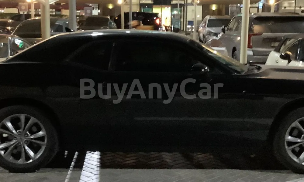 Vehicle photo 3