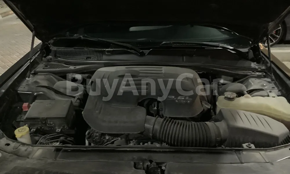Vehicle photo 6