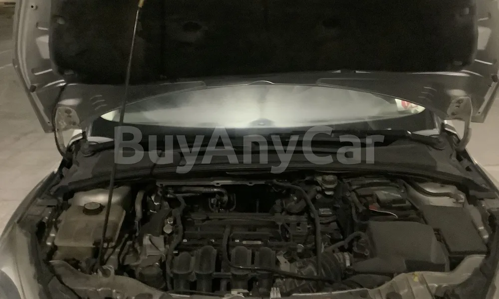 Vehicle photo 6