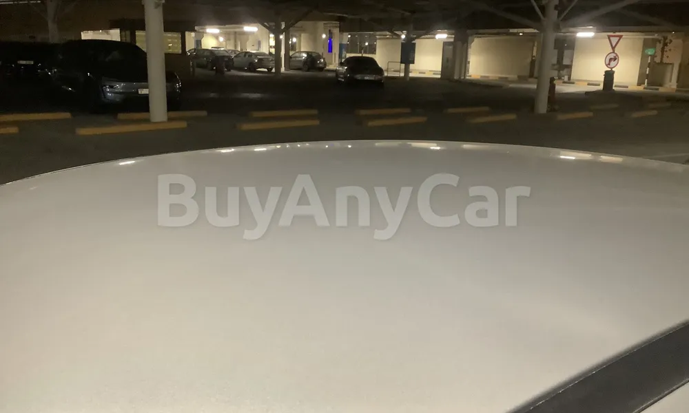 Vehicle photo 5