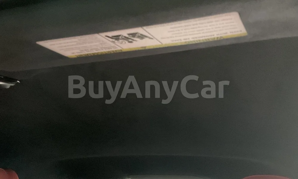 Vehicle photo 8