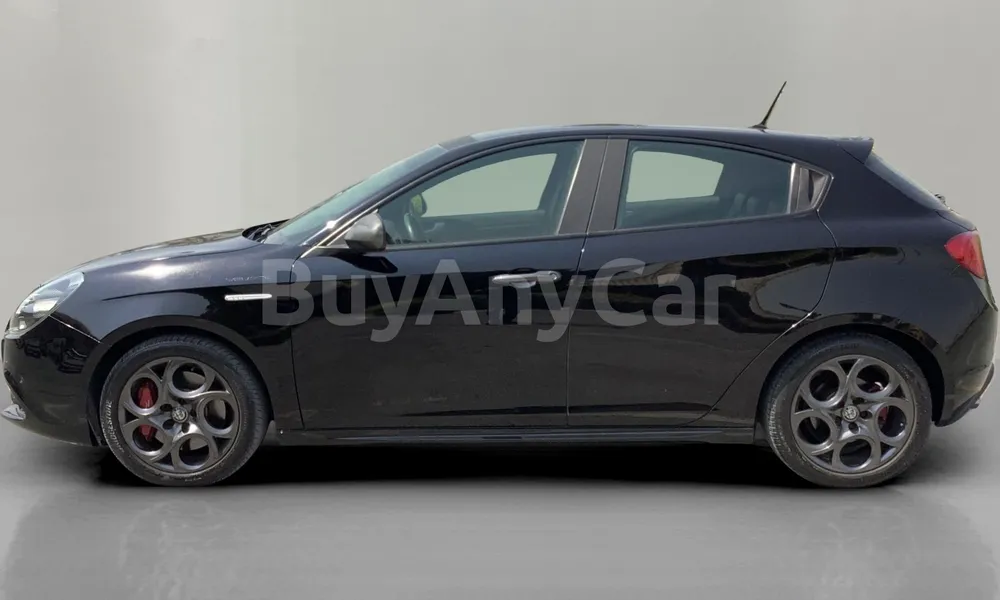 Vehicle photo 4